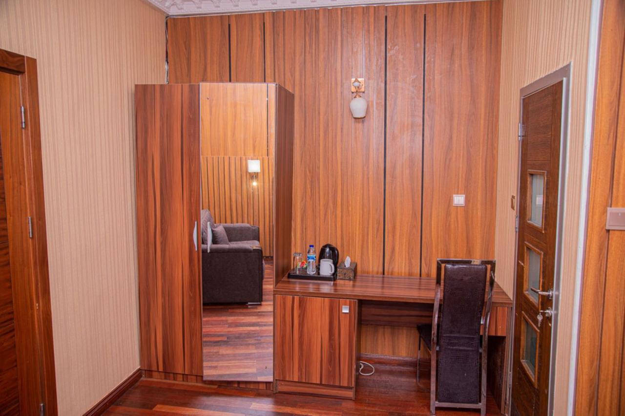 Mahogany Hotel And Suites Ibadán Exterior foto